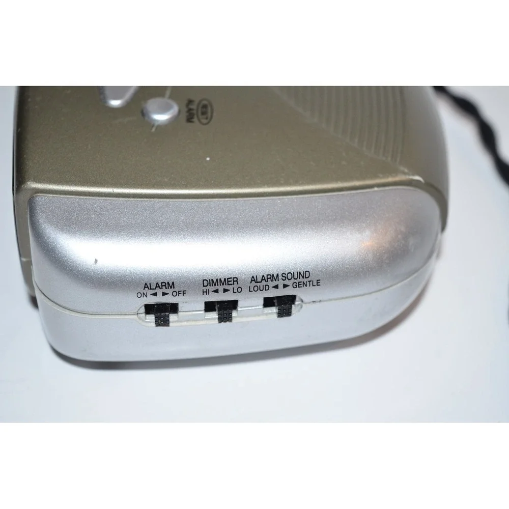Timex Model T109S Extra Loud Alarm Clock Tested Digital